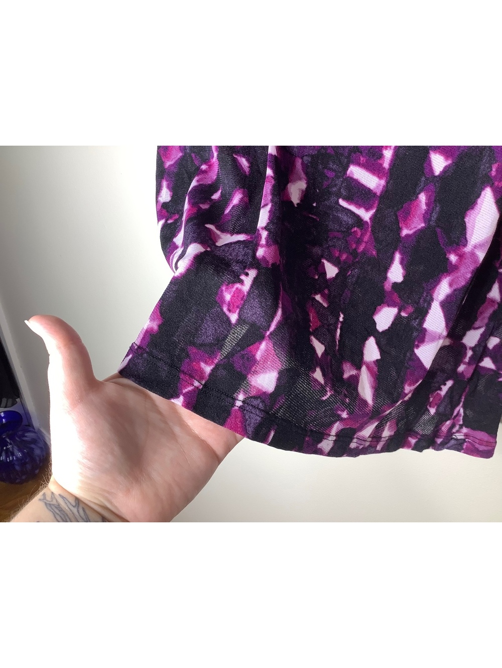 < NWT Merona Abstract Pattern Blouse With Ruffled Neckline > - Picture 5 of 9